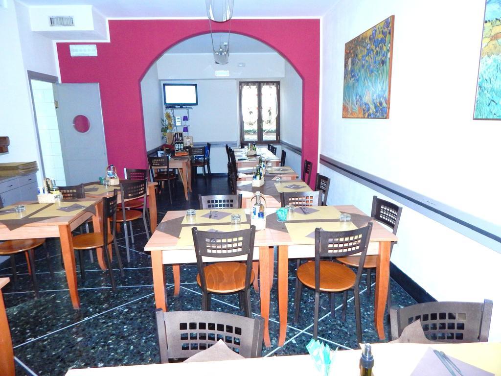Albergo Torino Albenga Eksteriør billede