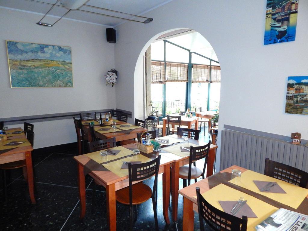 Albergo Torino Albenga Eksteriør billede