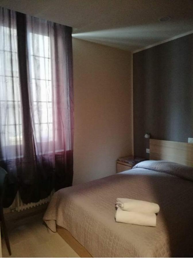 Albergo Torino Albenga Eksteriør billede